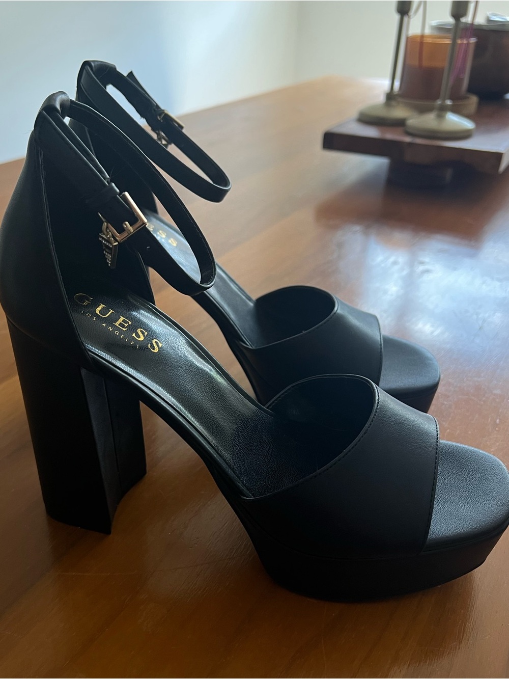 GUESS NEVER WORN Black Platform Block Heel Sandals with Ankle Strap